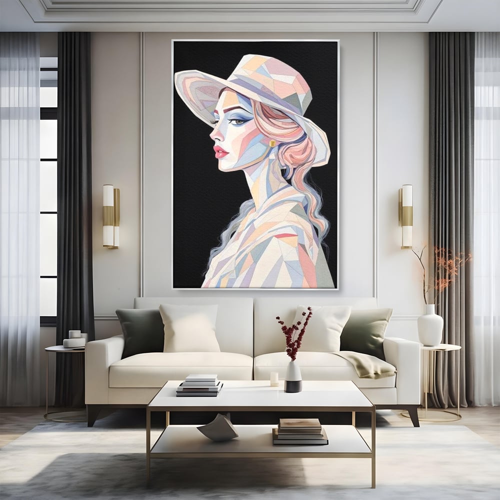 Tablou canvas cu tablou canvas cu femeie in stil cubist, in rama de aluminiu argintiu, pe perete intr-un living